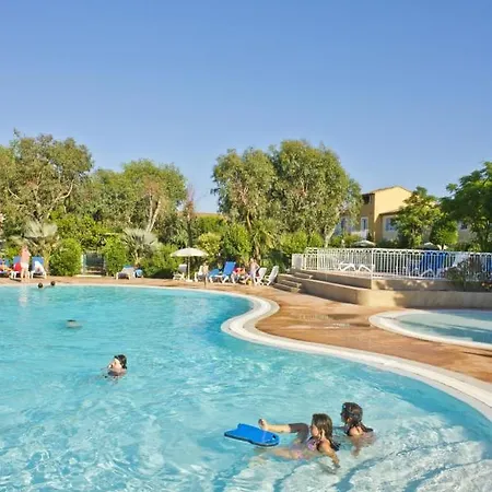 Resort Le Hameau De La Pinede S 4/5