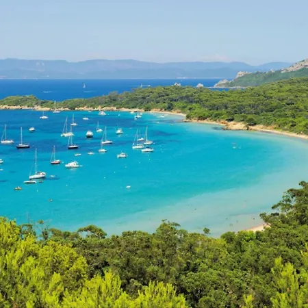 Le Hameau De La Pinede S 4/5 * Hyères