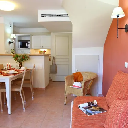 Le Hameau De La Pinede S 4/5 Station touristique Hyères